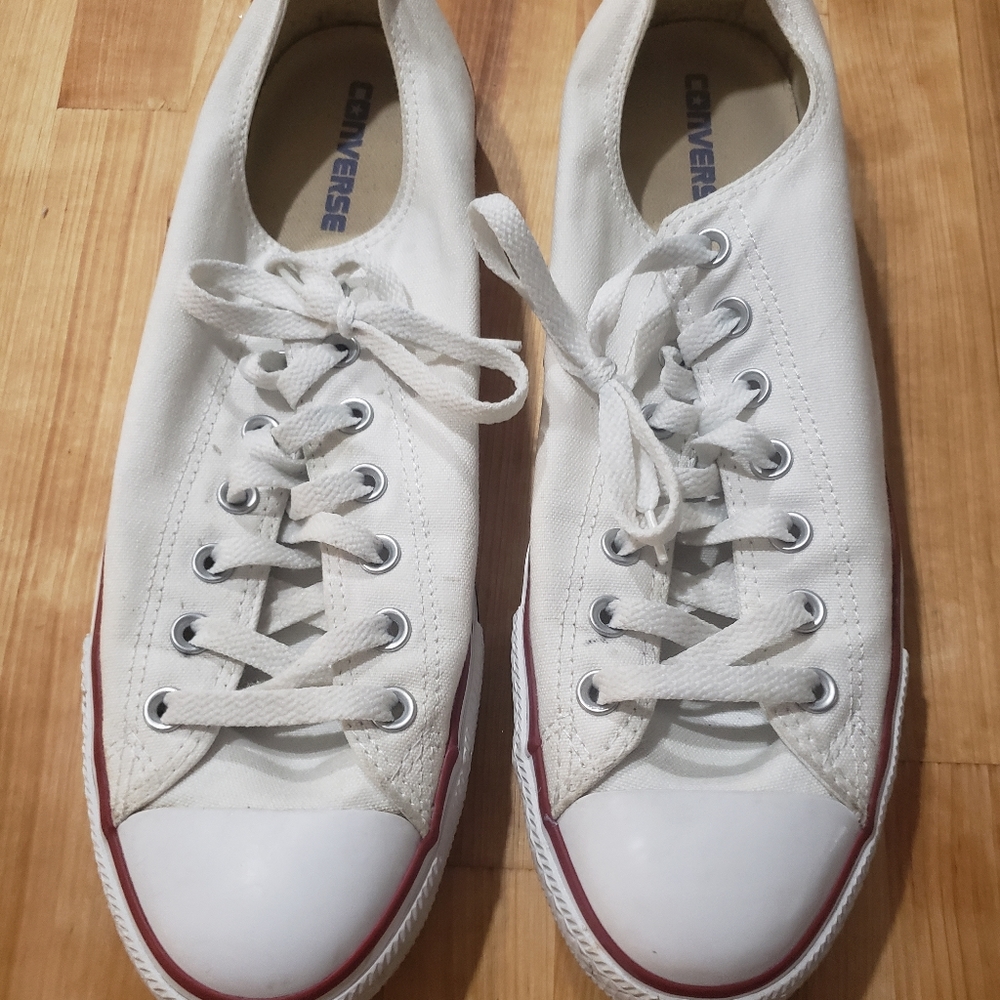 Mens 11 chuck taylors